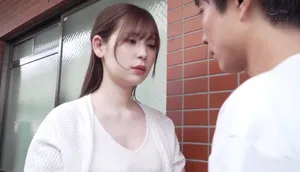 Người chồng tẻ nhạt, vợ nhận ra cậu thanh niên gần nhà tốt hơn