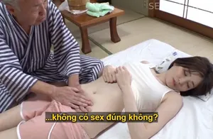 Người yêu của con trai bị đau nhức nhờ bố gã chồng có nghề mát-xa massage và cái kết